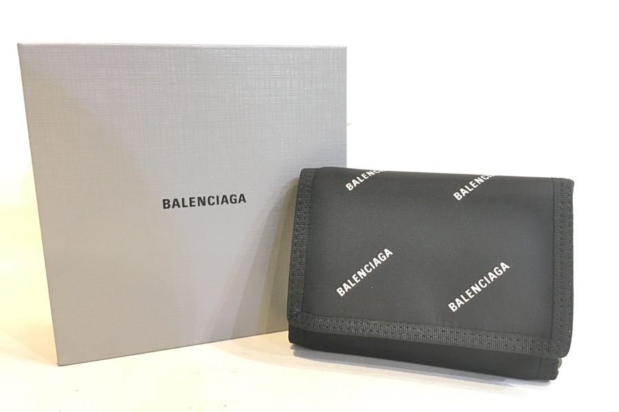 新品 バレンシアガ BALENCIAGA 3つ折り財布 エクスプローラー ブラック