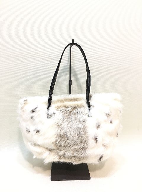 FENDI フェンディ　ファーバック