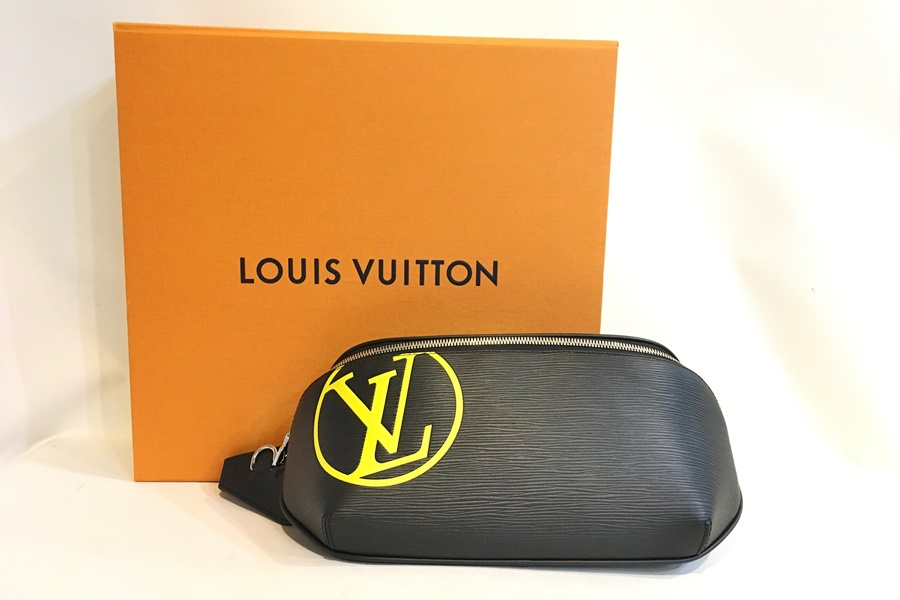 ルイヴィトン LOUIS VUITTON ボディバッグ エピ バムバッグ M55131