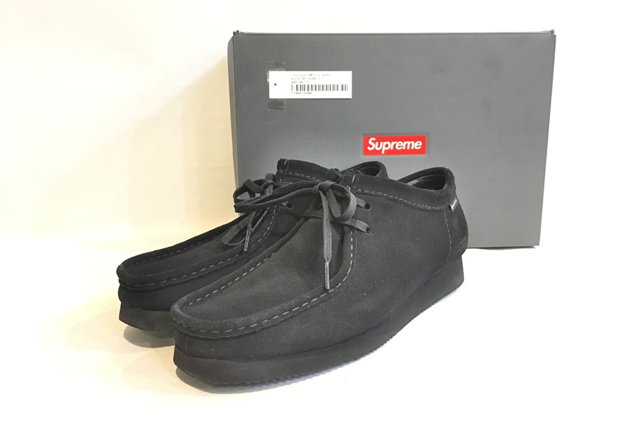 CLARKS × SUPREME WALLABEE "BLACK"